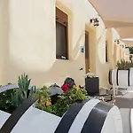 Smaragdi Hotel
