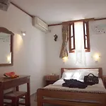 Отель Smaragdi Периволос