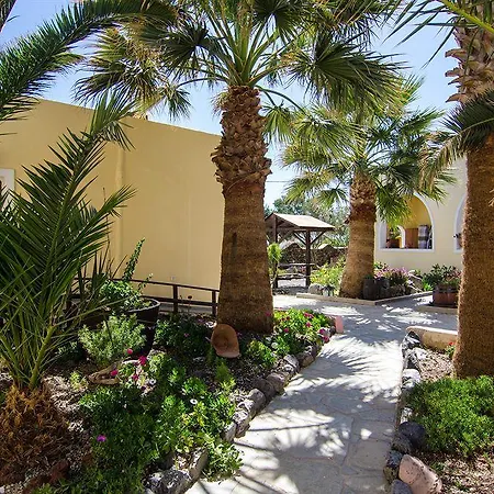 Smaragdi Hotel 3*