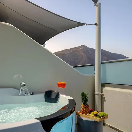 Smaragdi 3* Perivolos (Santorini)