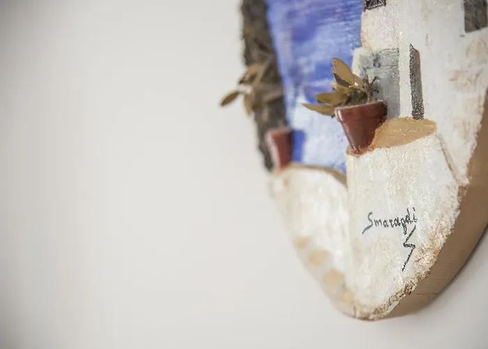 Smaragdi מלון פריבולוס